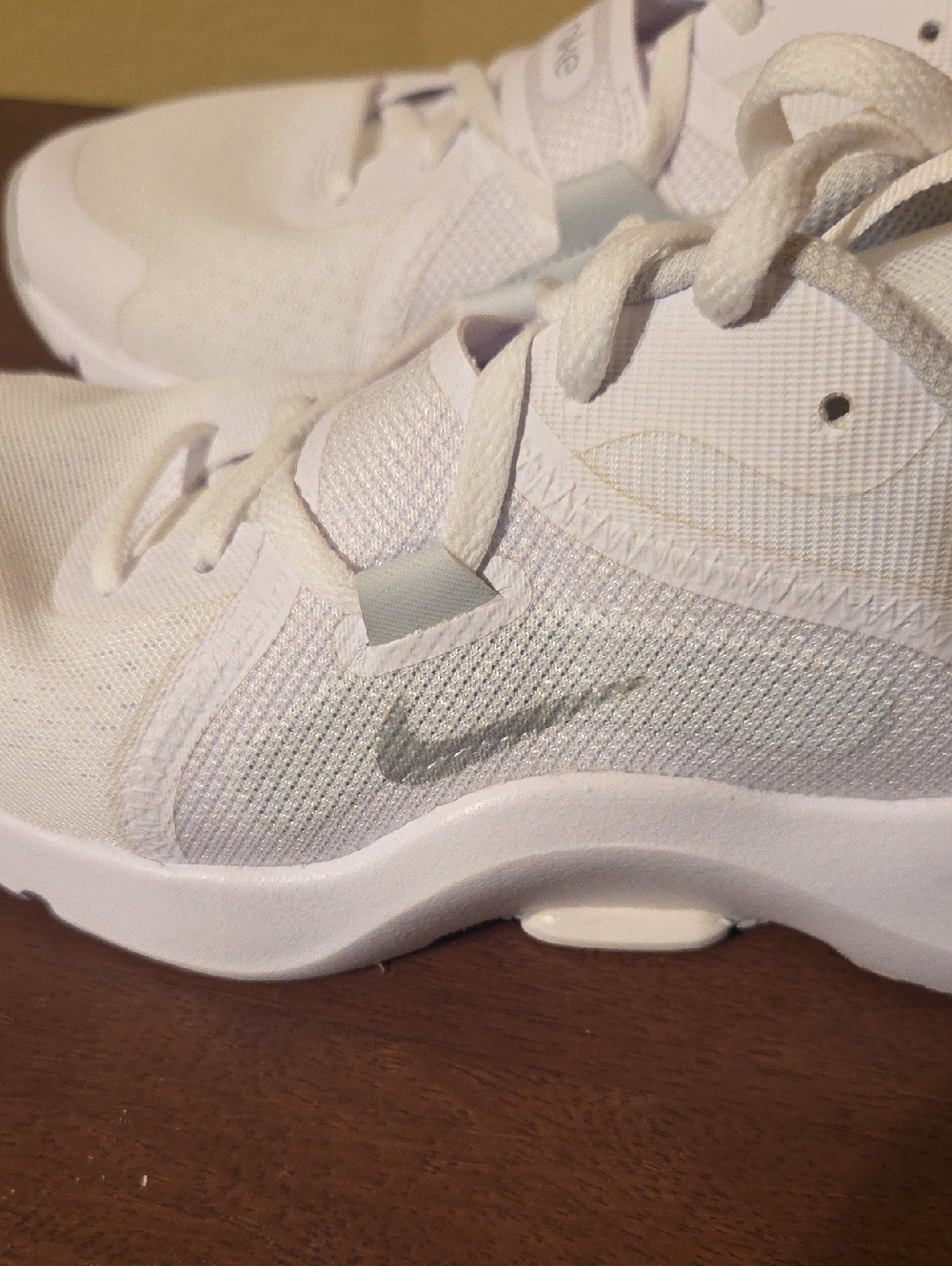 Nike Shoes - Picture 4 of 10